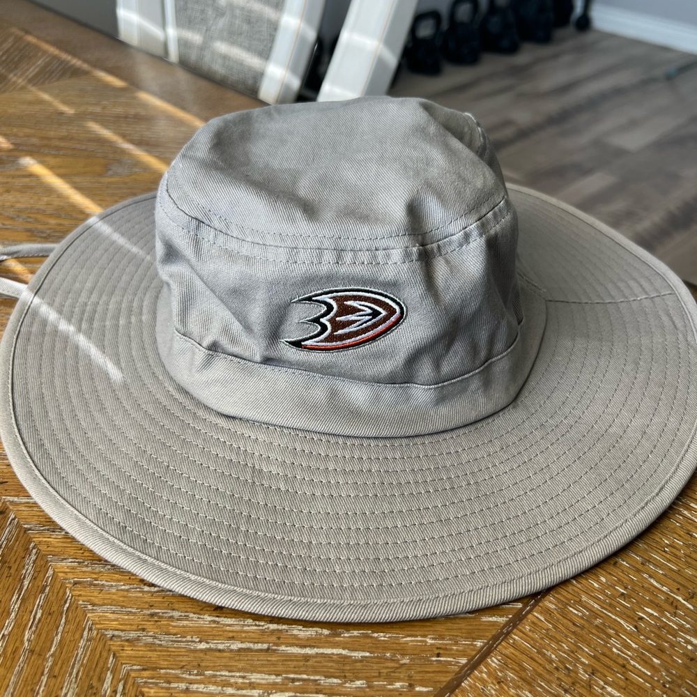 Anaheim Ducks Hat One Size